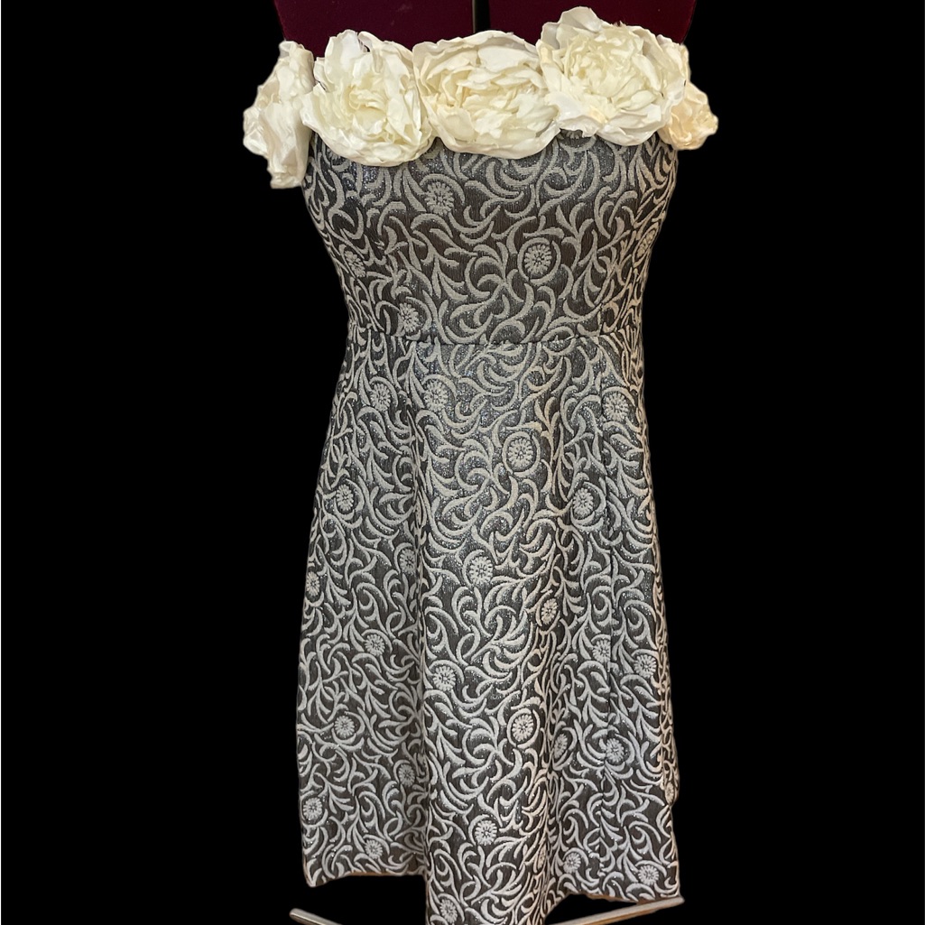 Vintage Silver Ivory Brocade Dimensional Flowers Unique Strapless Dress S Ooak